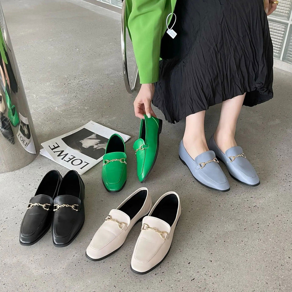 Mocassins en cuir lisse avec mort
