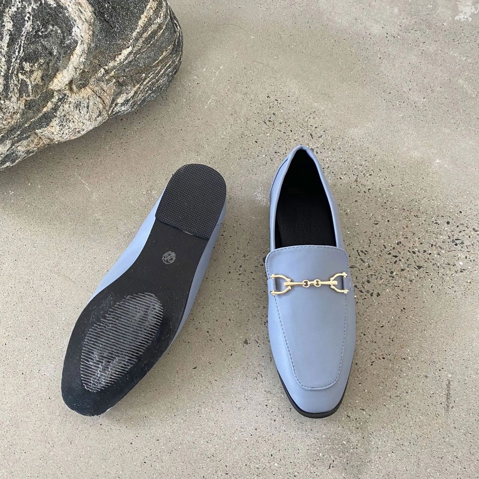Mocassins en cuir lisse avec mort