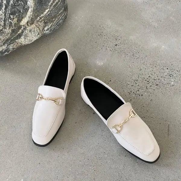 Mocassins en cuir lisse avec mort