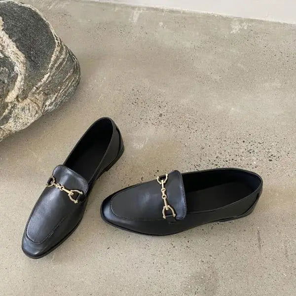 Mocassins en cuir lisse avec mort