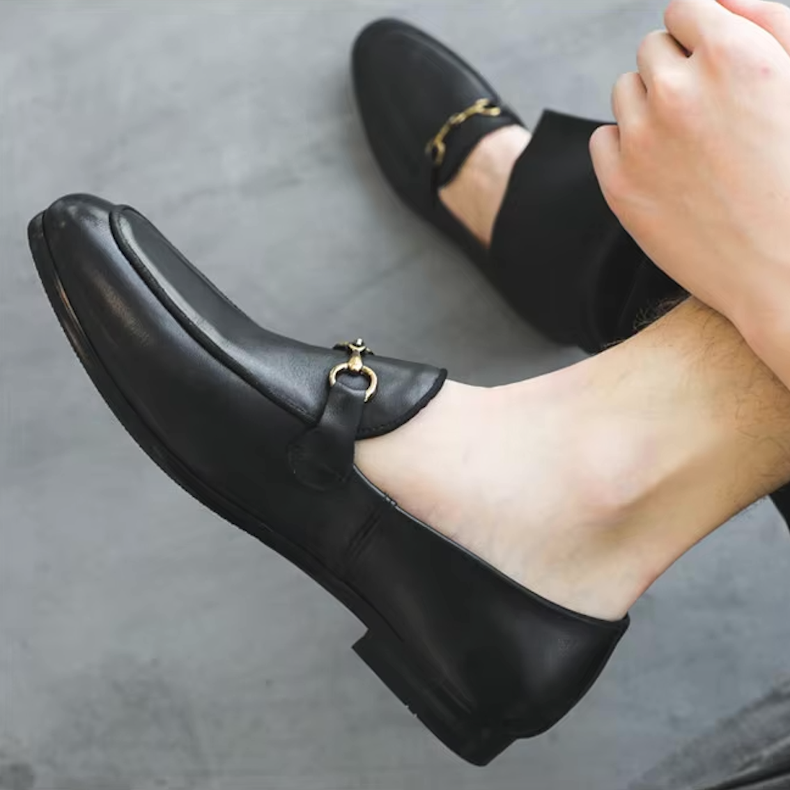 Mocassins en cuir noir avec mort pour homme