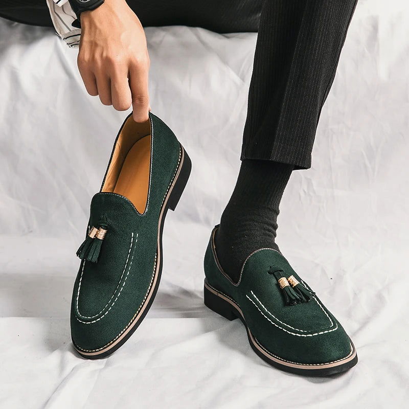 Mocassins en daim à glands pour homme