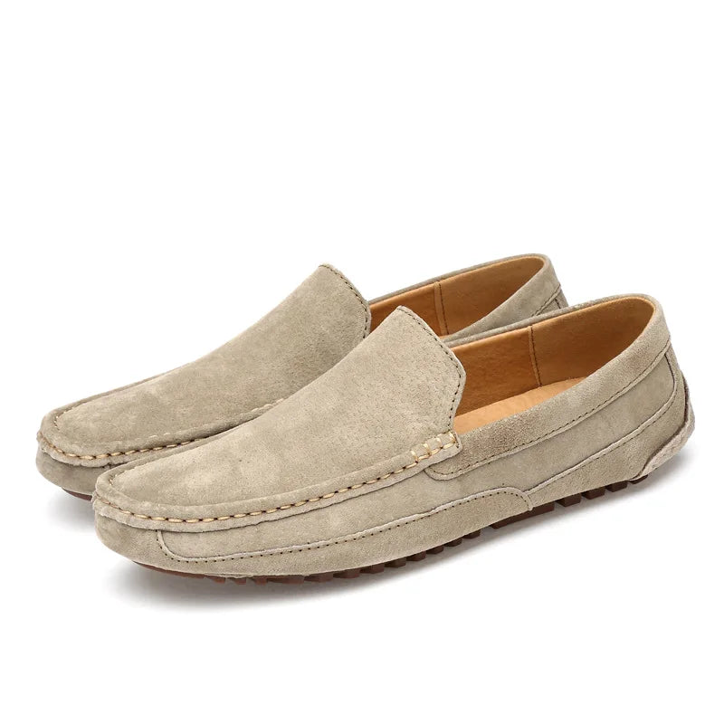 Mocassins beiges en daim pour homme