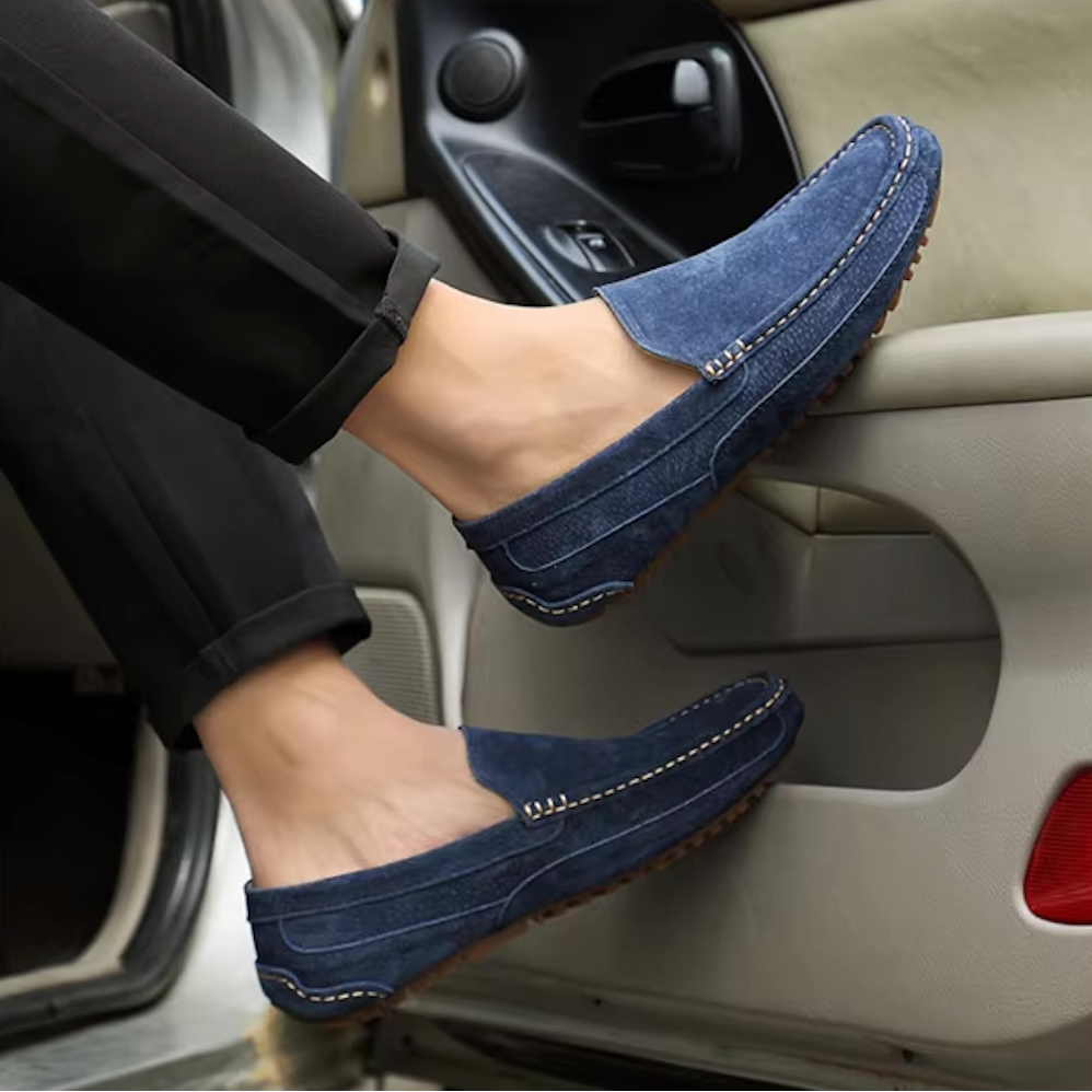 Mocassins beiges en daim pour homme