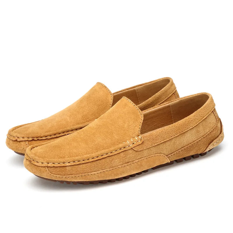Mocassins beiges en daim pour homme