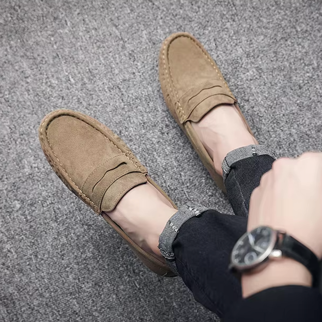 Mocassins en daim beige pour homme