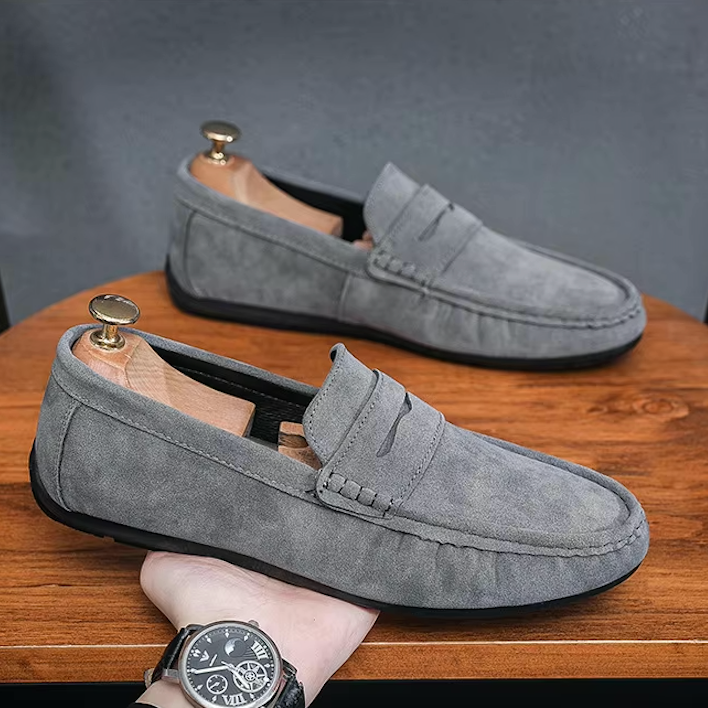 Mocassins en daim beige pour homme