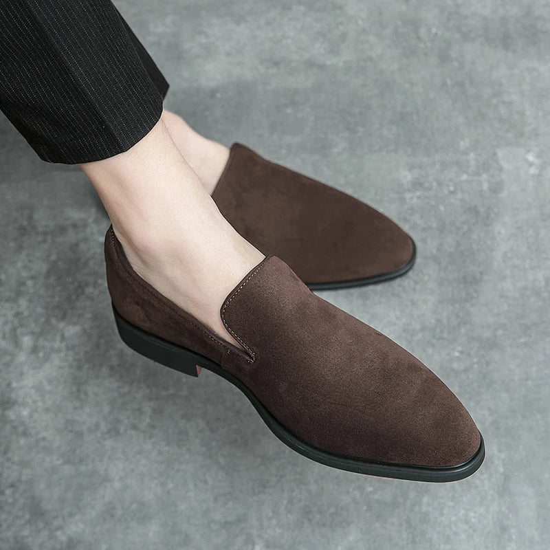 Mocassins en daim marron foncé pour homme