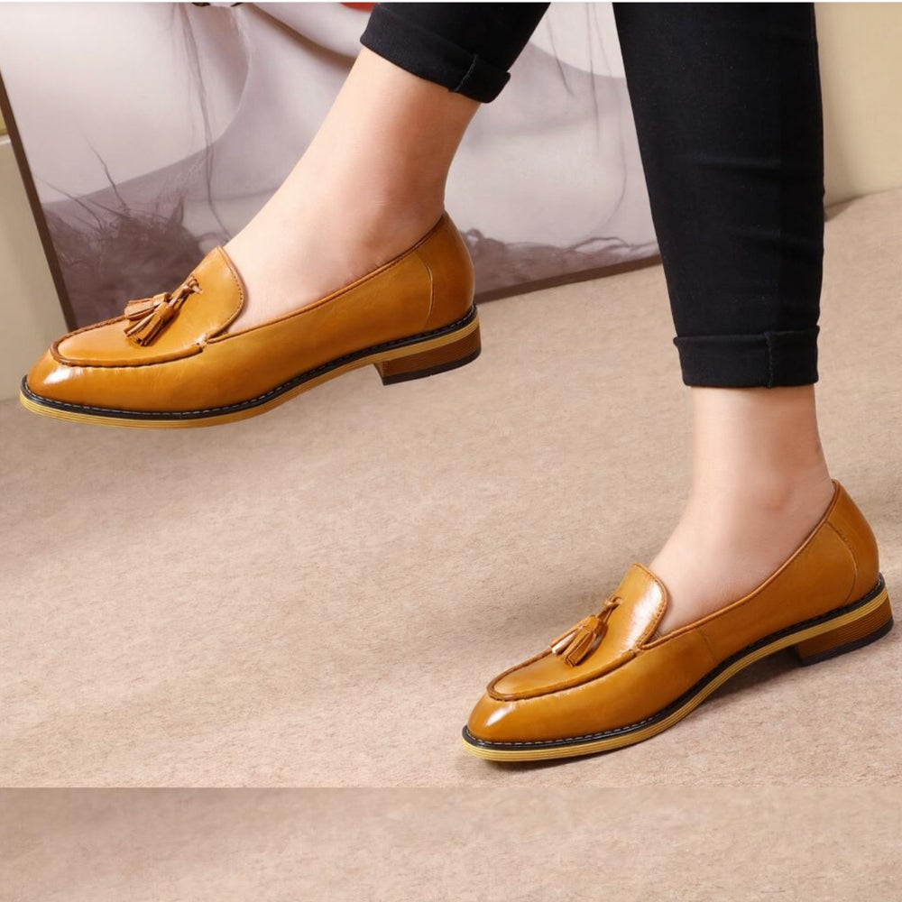 Mocassins en cuir marron avec glands