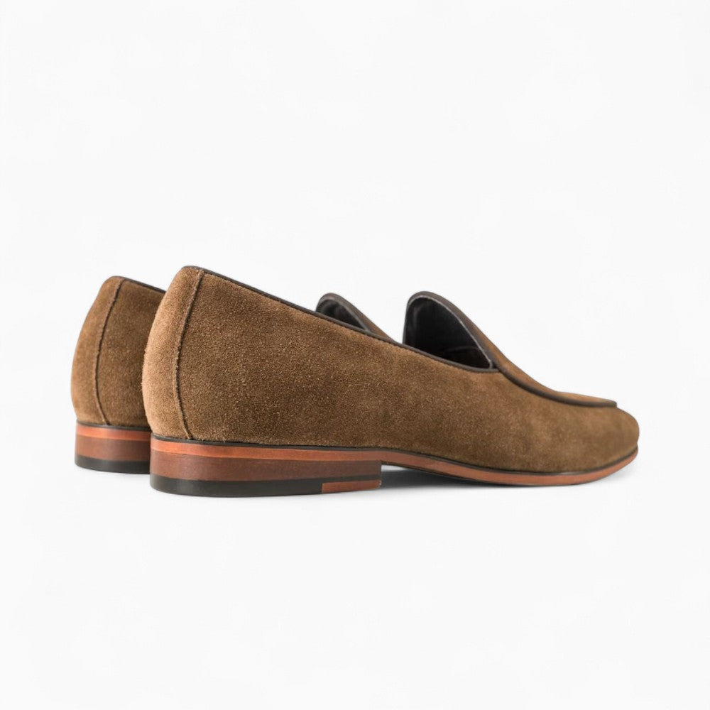 Mocassins en daim marron pour homme