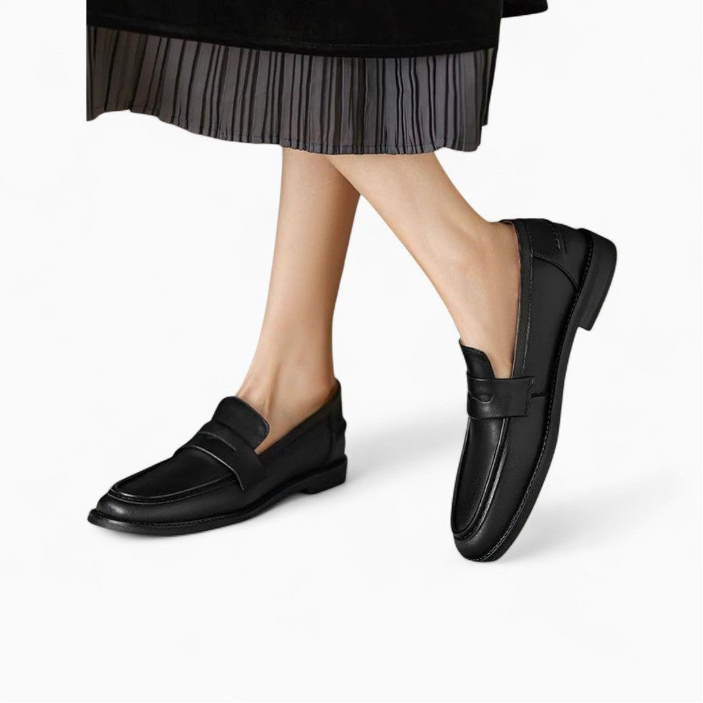 Mocassins en cuir noir classique