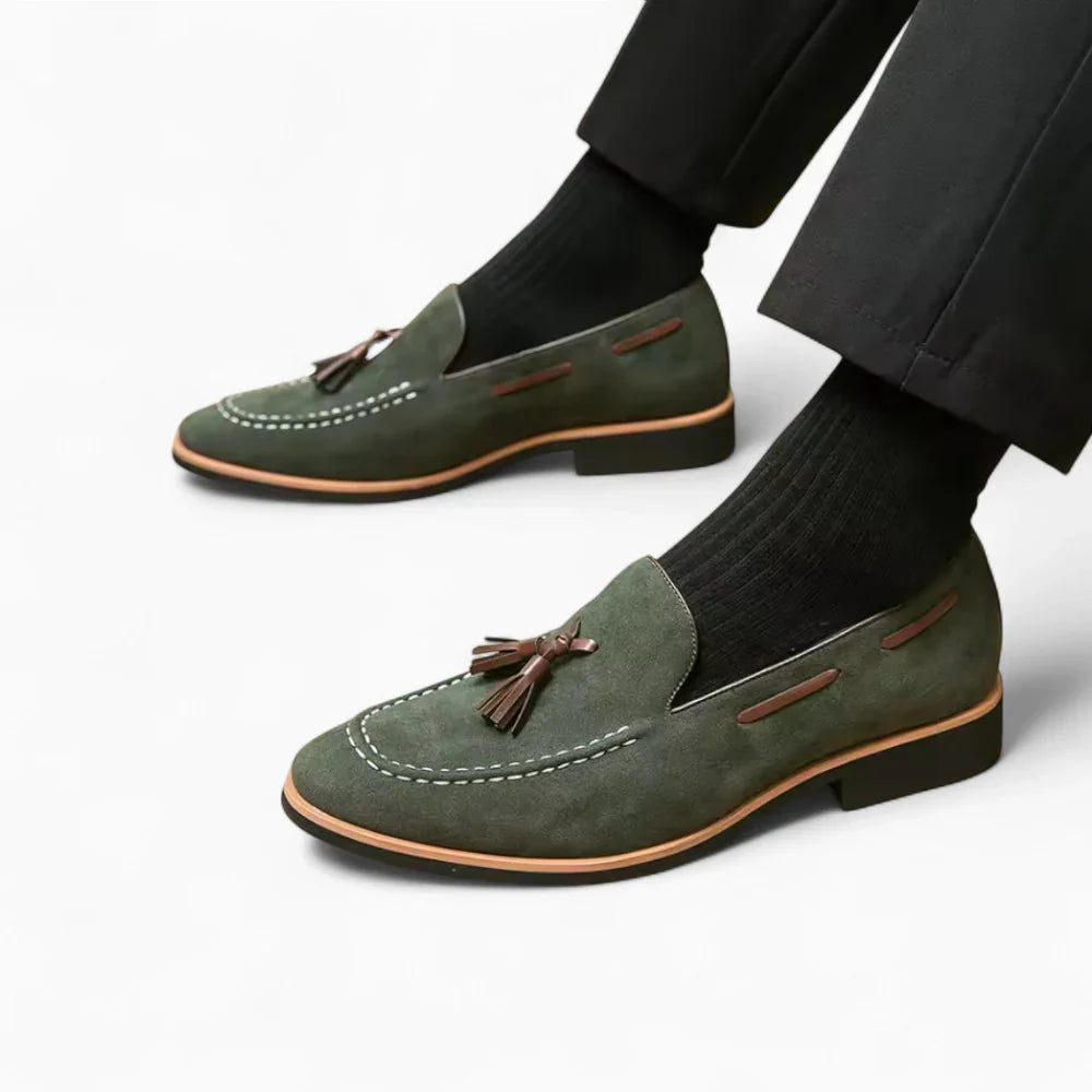 Mocassins en daim vert à glands pour homme
