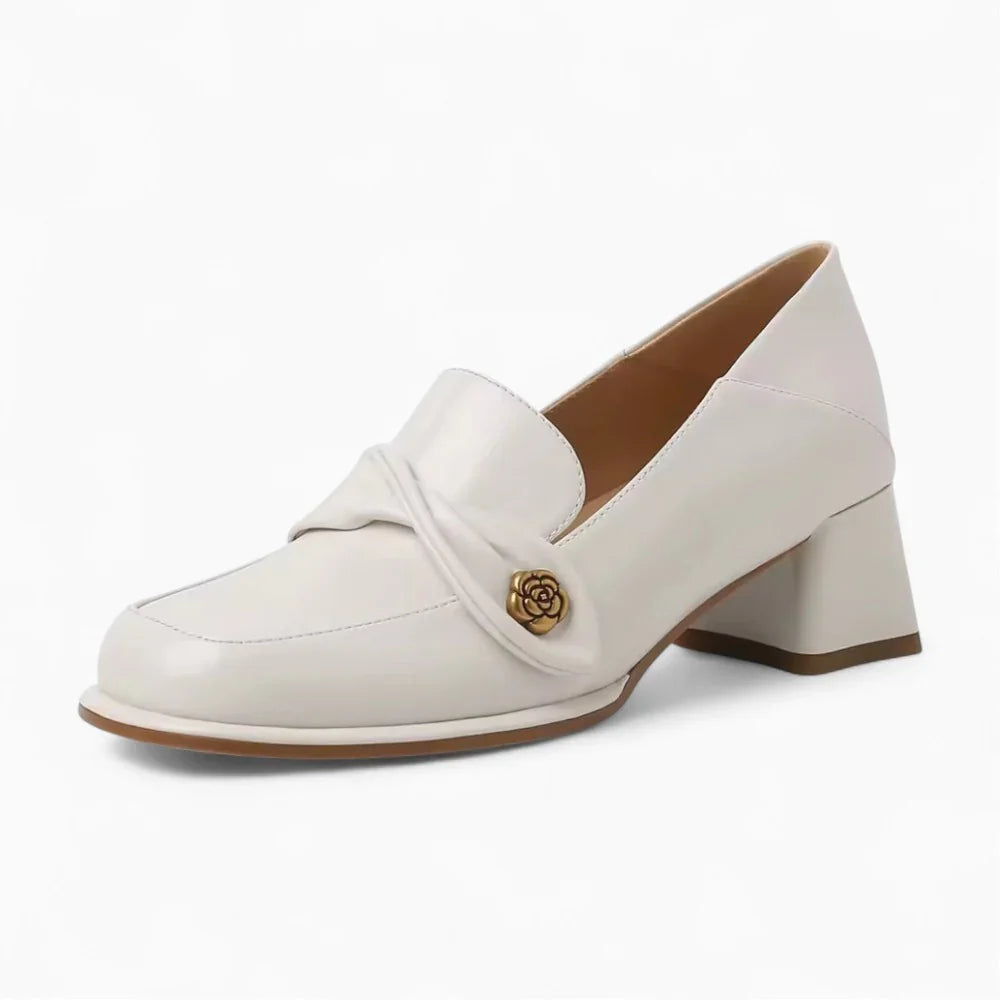 Mocassins en cuir blanc à talon