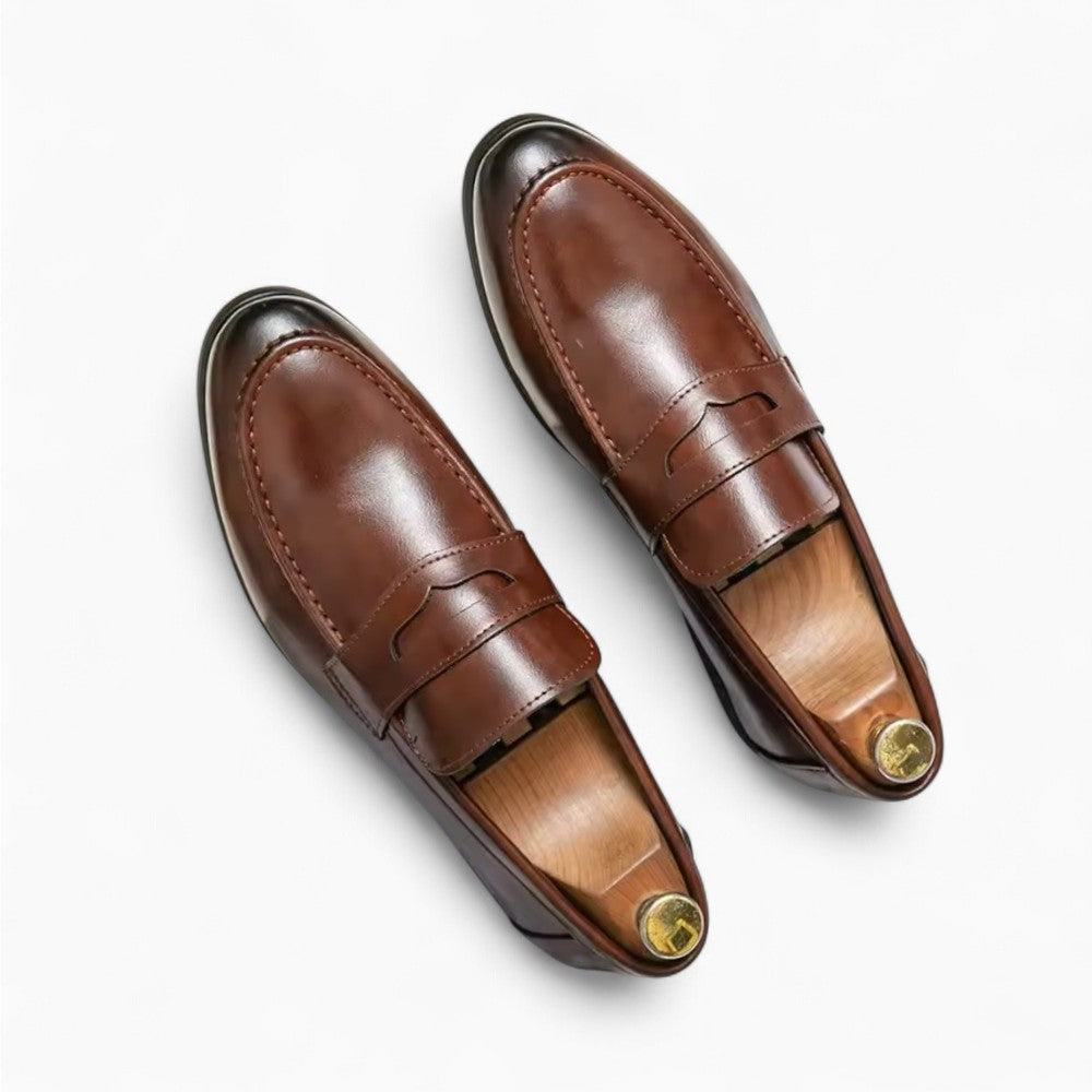 Mocassin en cuir marron avec semelle gomme pour homme