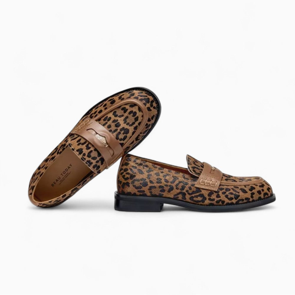 Mocassins à motif léopard