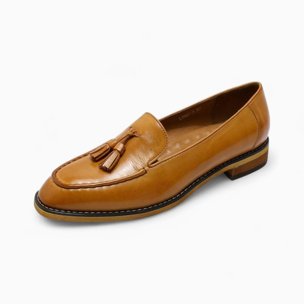 Mocassins en cuir marron avec glands