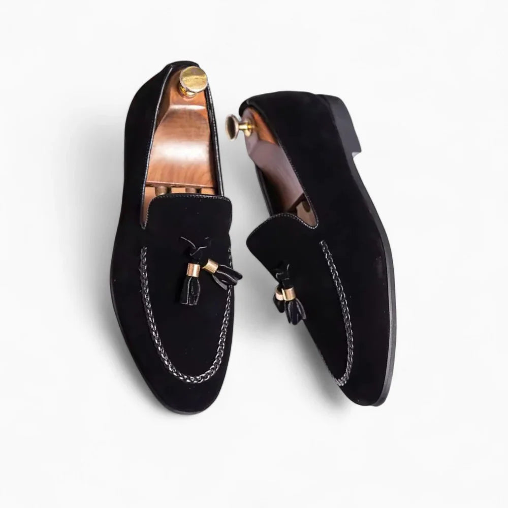 Mocassins en daim noir à glands pour homme