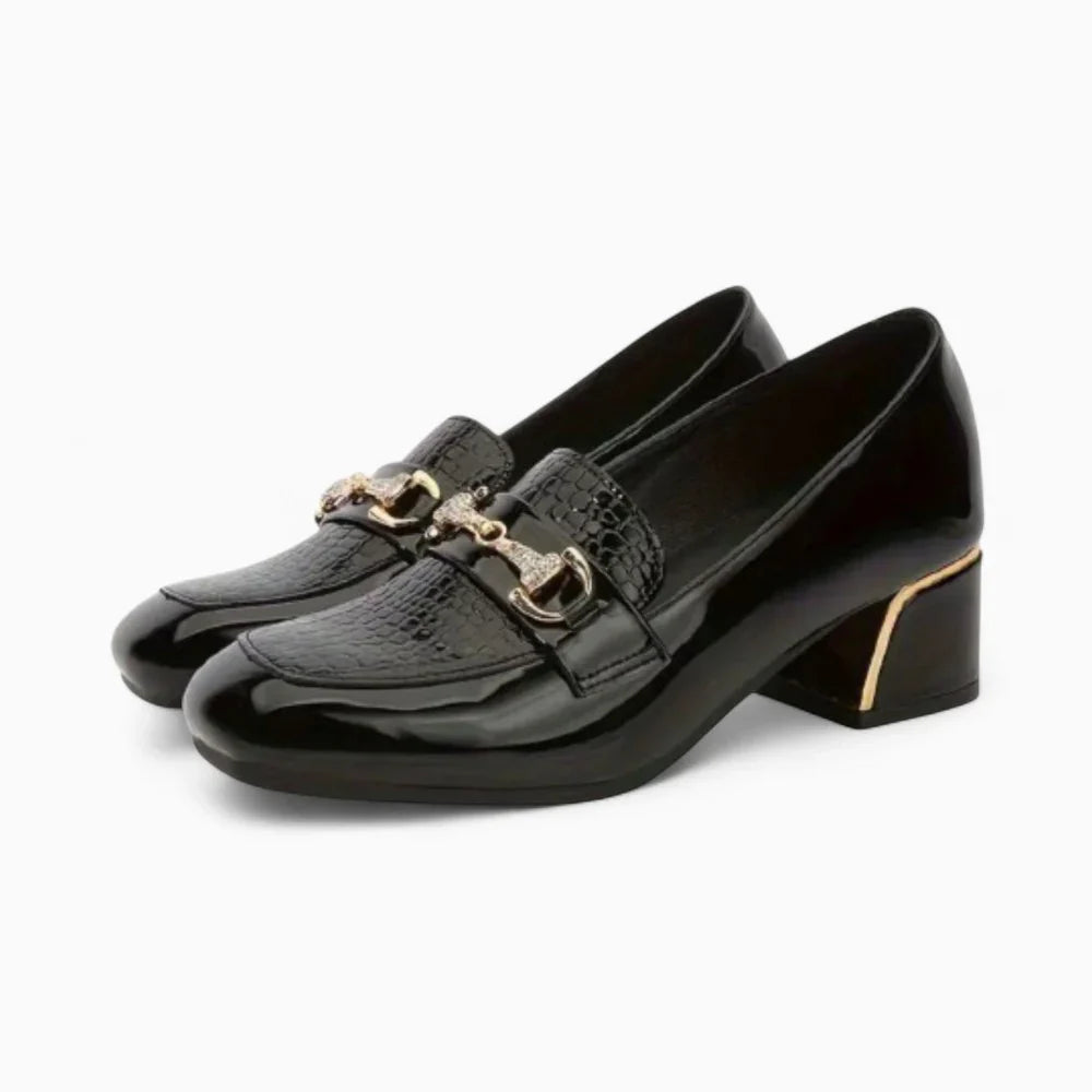 Mocassins vernis noirs à talon